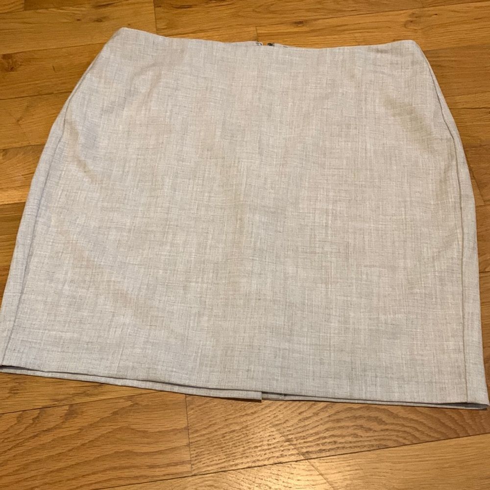 Banana Republic Skirt 10P Petite Gray Textured Mini Pencil Stretch Career Work